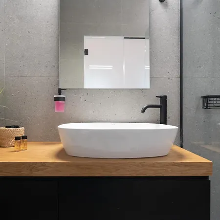 The Edge - Luxury Residences Athens Room photo