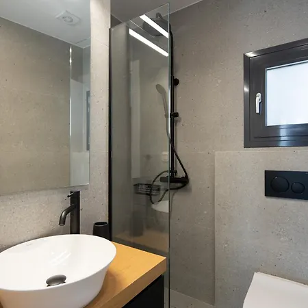 The Edge - Luxury Residences Athens Room photo