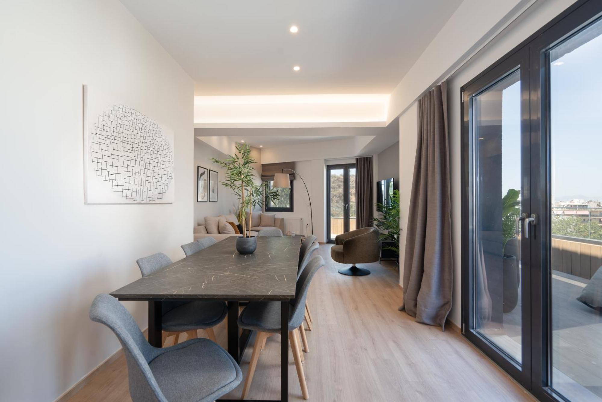 The Edge - Luxury Residences Apartment *